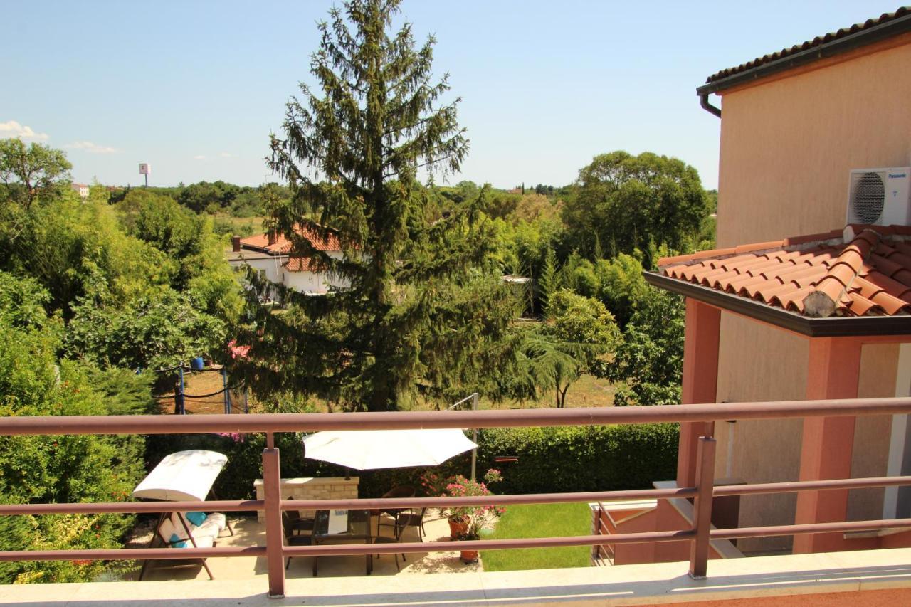 Apartments Eva Umag Extérieur photo