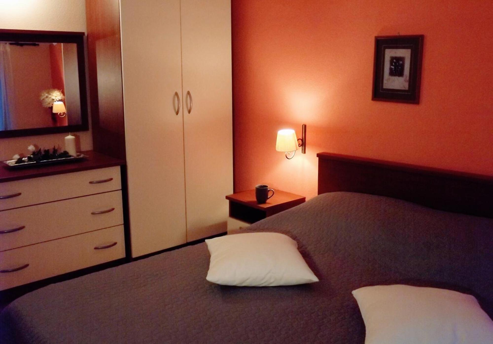 Apartments Eva Umag Chambre photo
